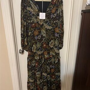 Elegant Floral Long Sleeve Dress